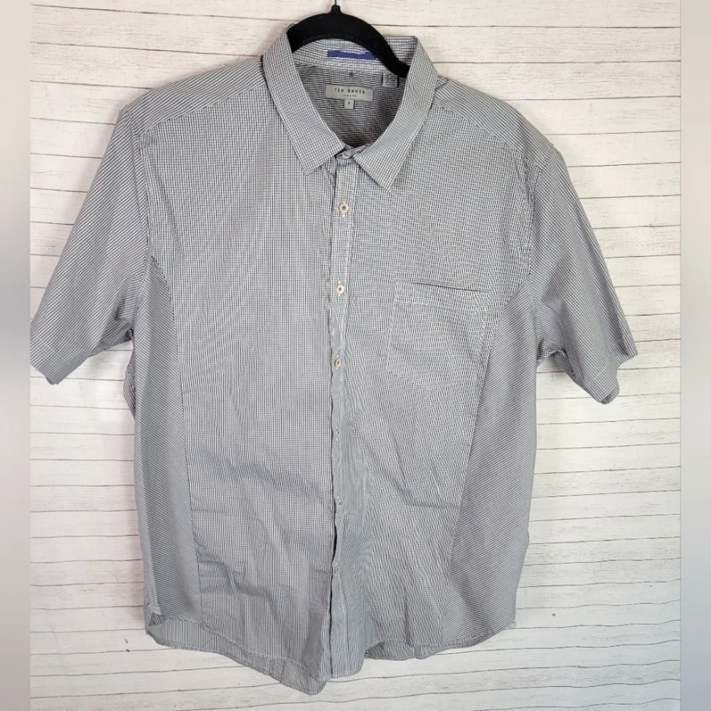 TED BAKER LONDON PLAID SHORT SLEEVE BUTTON UP, SZ 6 (2XL)